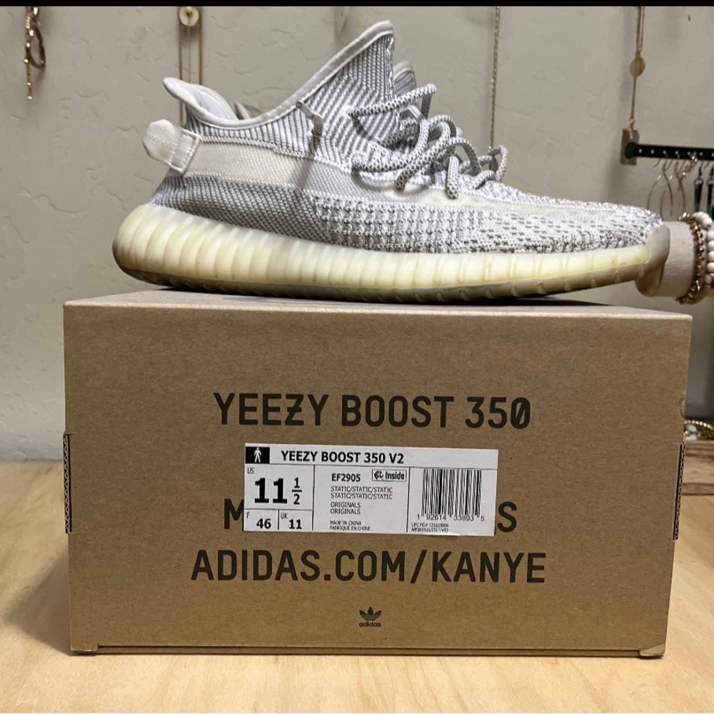 Yeezy Static non-reflective mens size 11.5